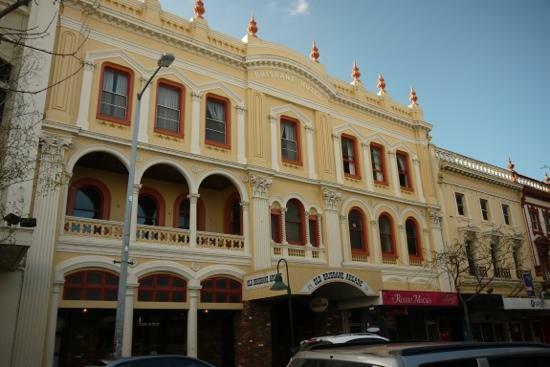 Brisbane Hotel